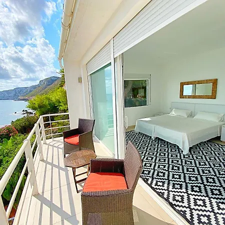 Alojamento de Turismo Selvagem Villa Les Rotes Dénia